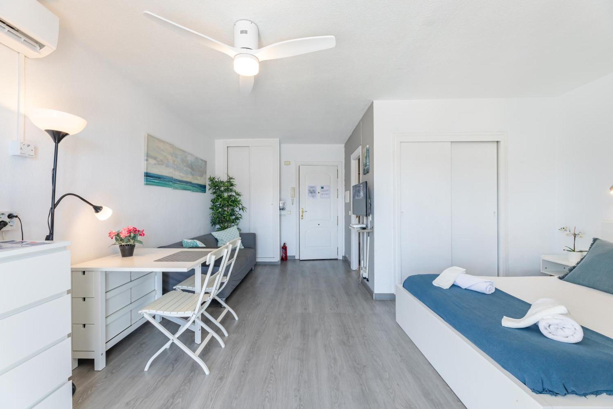 Vb Benalmadena 1 Bedroom Waterfront Apt المظهر الخارجي الصورة