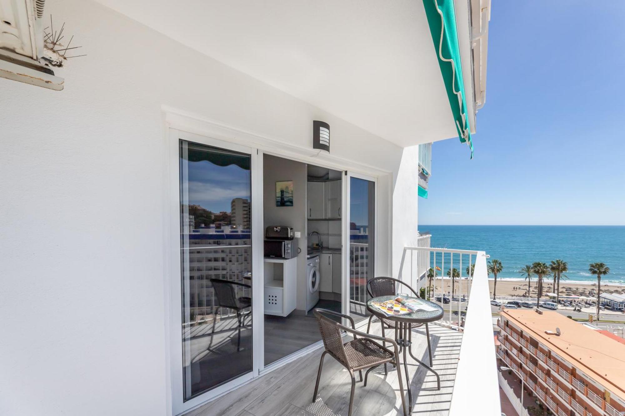 Vb Benalmadena 1 Bedroom Waterfront Apt المظهر الخارجي الصورة